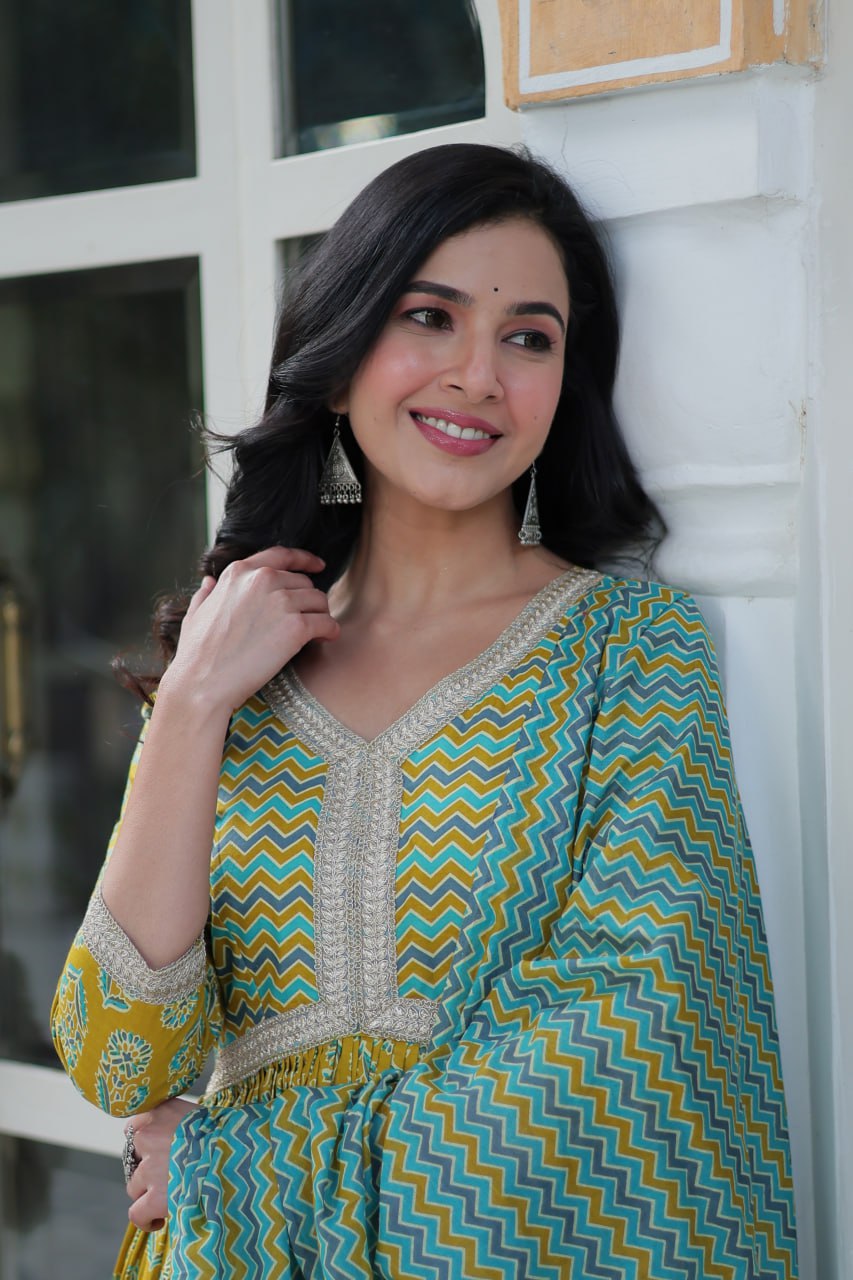 Green printed pure cotton kurti set for women, breathable cotton kurti with pant and dupatta, stylish daily wear kurta set, Indian cotton ethnic wear for summer, comfortable office wear kurti set, trendy green cotton kurti pant combo, soft printed cotton suit set for women, pure cotton kurti set for casual and festive use.