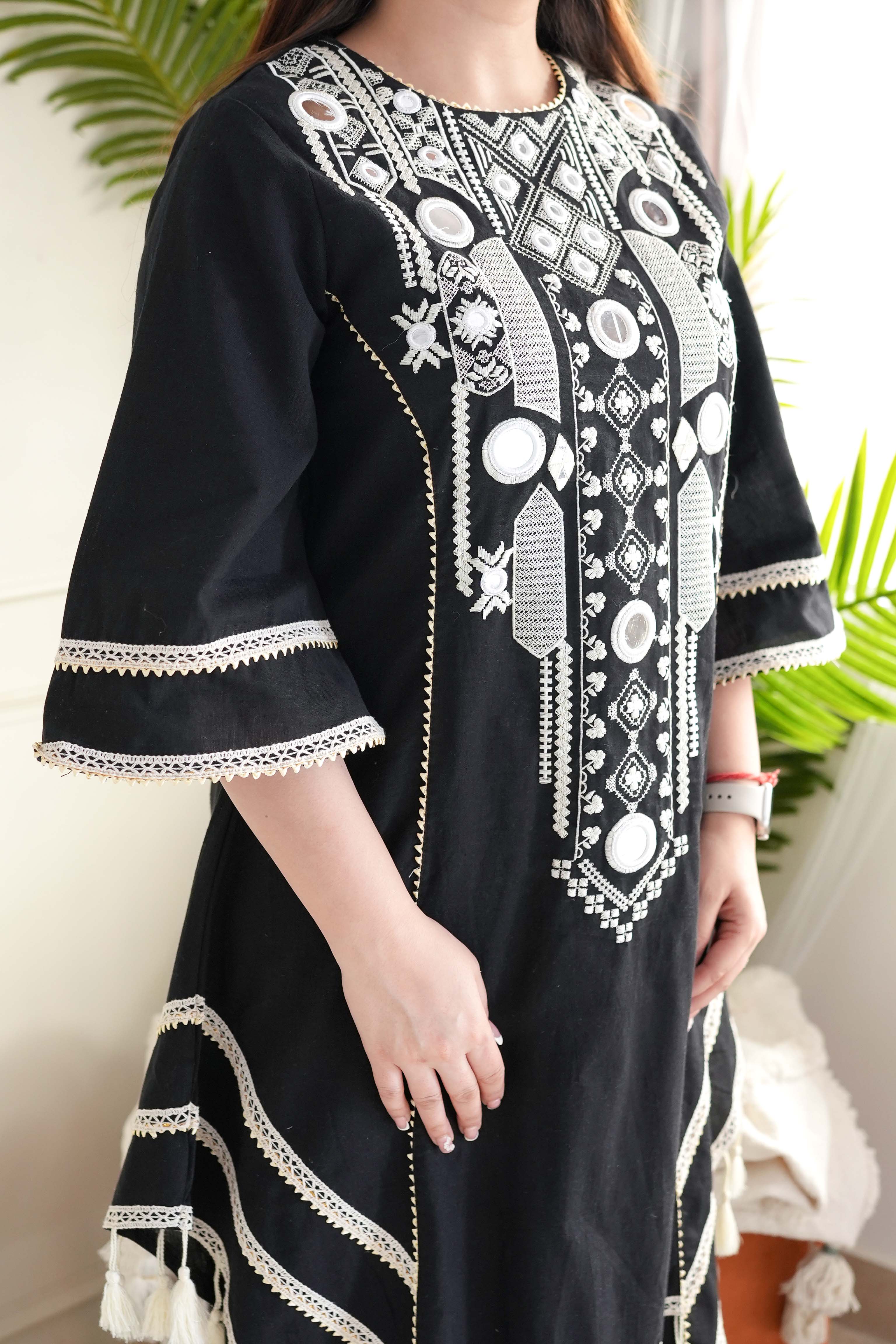 Anusha Black Embroidered Cotton Kurta Set