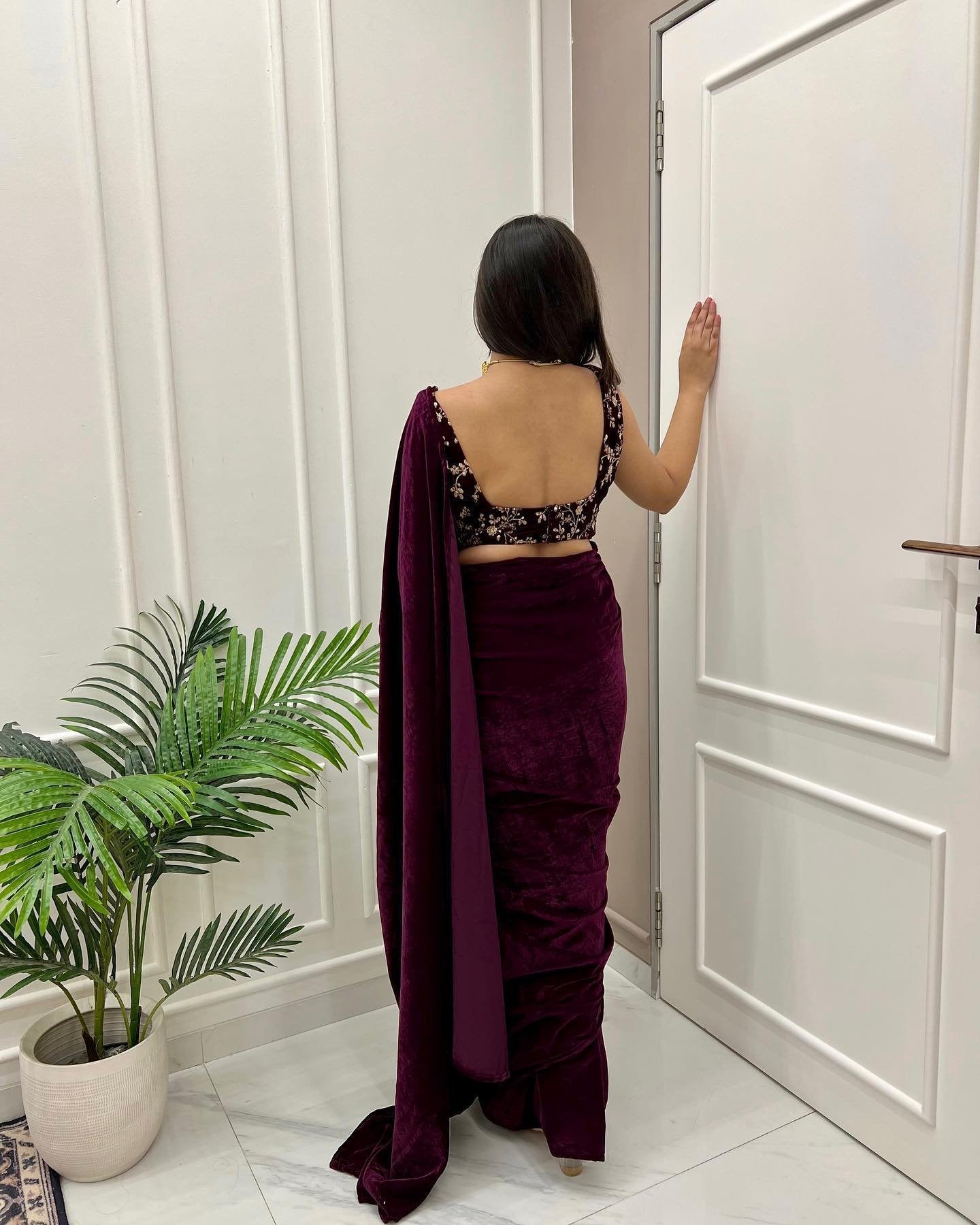 Vino Velvet Elegance: Wine-Colored Saree